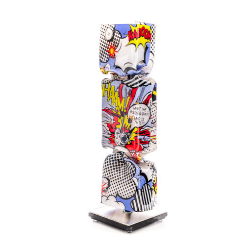 Een Popart kunstwerk ( candy ) homage to Roy Lichtenstein That Girl is Mine , 30cm, gemmaakt doot Ad van Hassel.